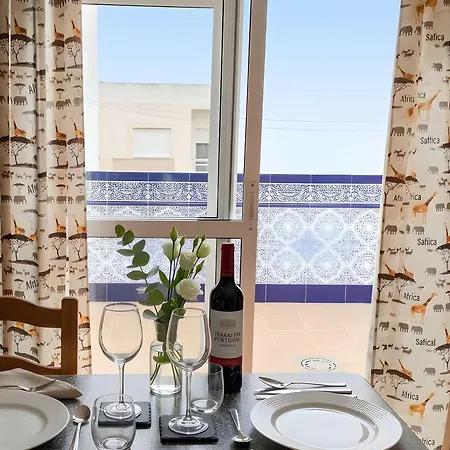 דירה Tranquilos Conil Facil Aparcamiento Con Patio Interior Solo Capetamos Familias Y Parejas *
